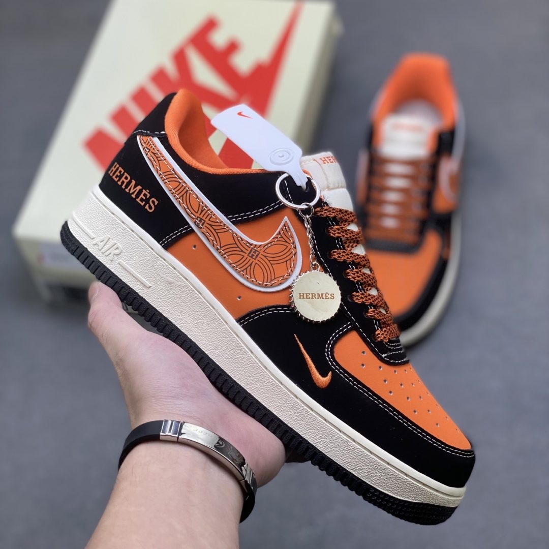 Nike Air Force 1 ’07 Low Collaboration Hermes